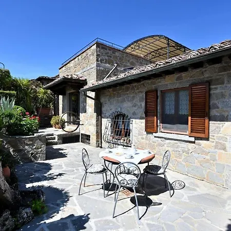 Holiday home Angolino *